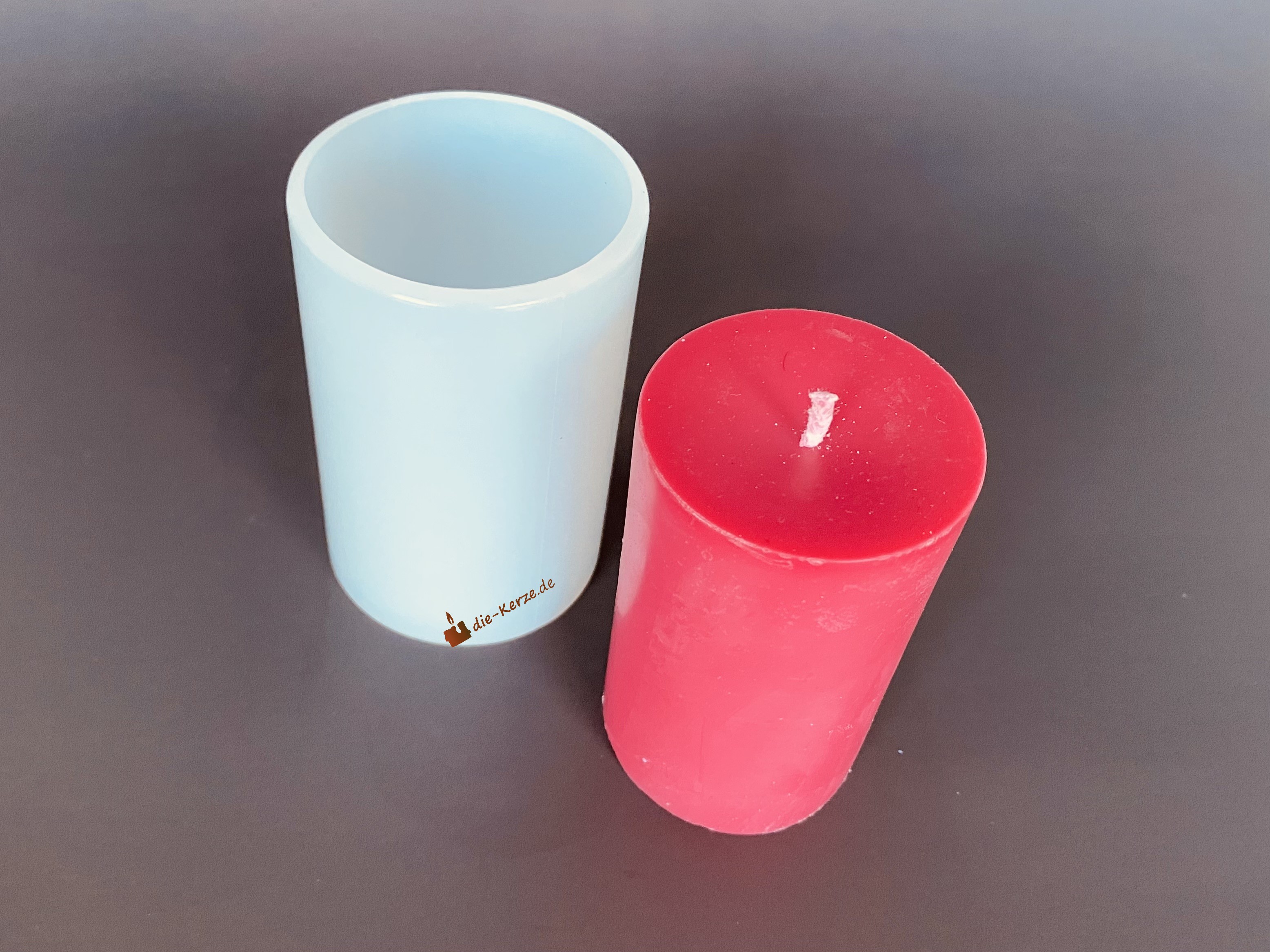 Silikonform kleine Stumpenkerze K7075 Silikonform kleine Stumpenkerze 01