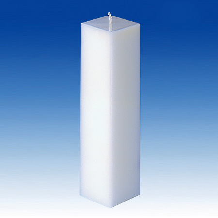 Hohe quadratische Kerzen-Gießform aus transparentem Polycarbonat mit den Maßen 50x50x220 mm inklusive Standfuß.